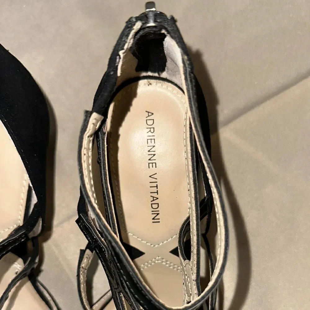 Adrienne Vitadini Black Strappy Heels with Pointed Toe Size 8